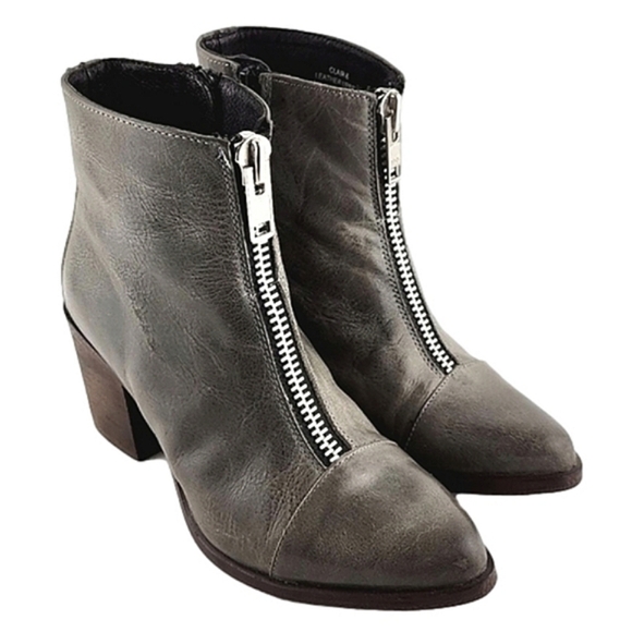 FREEBIRD Clair Ankle Boots Grey Distressed Leather  Front Zip Stacked Heels Sz 6 - Picture 1 of 16